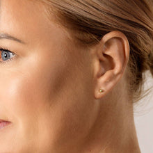 Load image into Gallery viewer, Gold Ball (3-5mm) Titanium Earrings : Plain Gold / 3mm