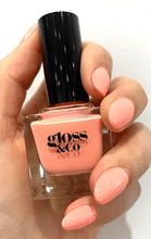 Load image into Gallery viewer, Summer Pout - Facial Impressions