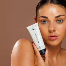 Load image into Gallery viewer, SPF 50 Natural Tinted Moisturiser
